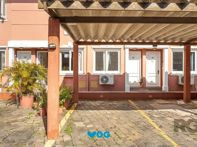 Imagem 11: Casa em condomínio de 109m² - 3 dormitórios, 1 suíte e 1 vaga no bairro Teresópo