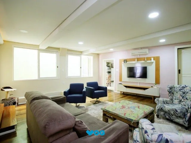 Imagem: Excelente Casa de 235M² com 4 Dormitórios