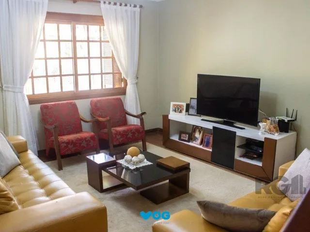 Imagem: Casa 298m² - 4 dormitórios, 3 vagas na