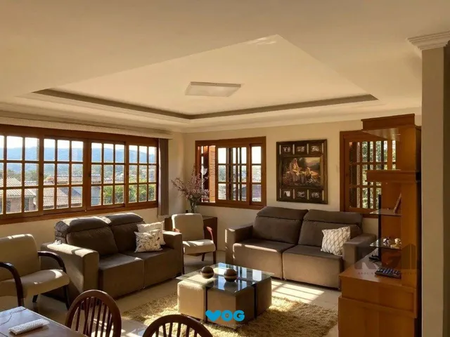 Imagem: Casa com 3 dormitórios no bairro Lomba