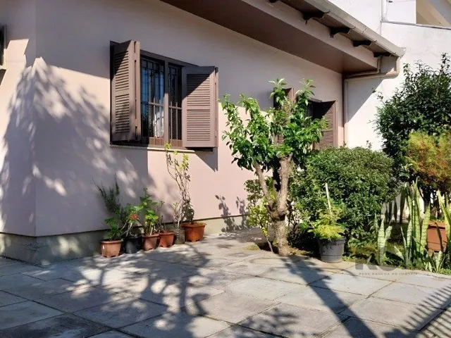 Imagem: Casa de 4 dormitórios no bairro Santa Rosa