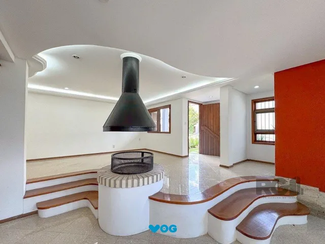 Imagem 5: Com 4 suítes espaçosas, incluindo uma master com closet