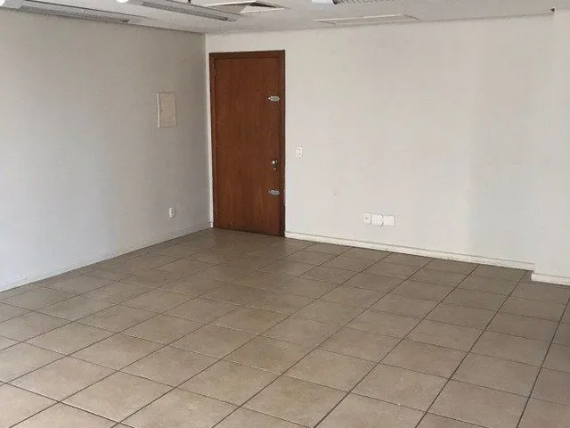 Imagem 4: Conjunto/Sala para Venda - 90m², 0 dormitórios, Centro