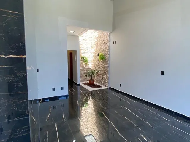 Imagem 2: Casa à venda no bairro Ingleses do Rio Vermelho - Florianópolis/SC