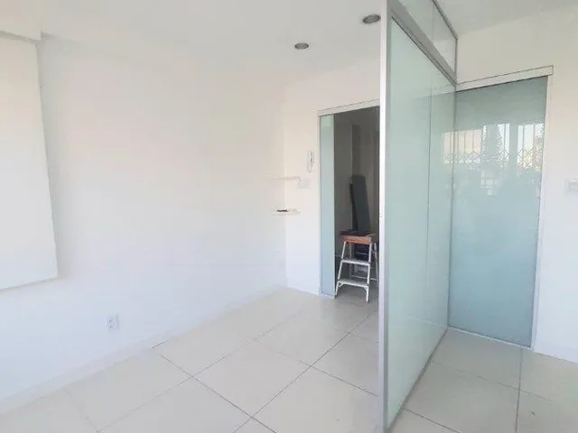 Imagem 2: Sala Comercial à venda Petrópolis Porto Alegre/RS