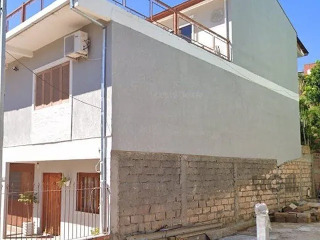 Imagem: Casa com 4 dormitórios no bairro Vila Nova