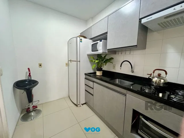 Imagem 3: Apartamento 2 dormitórios mobiliado no bairro Partenon