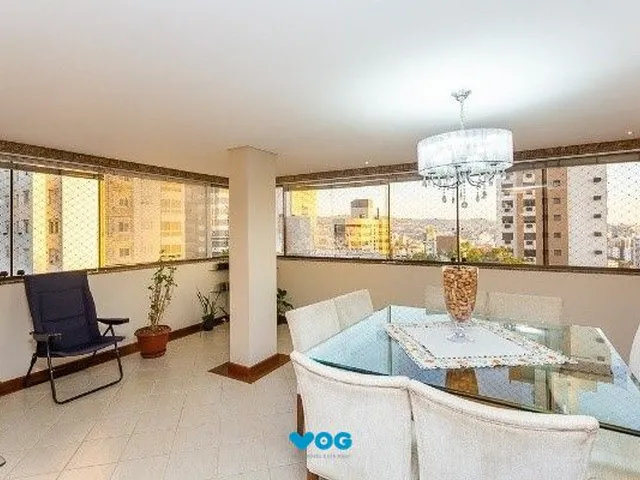Imagem 3: Vende-se luxuosa cobertura 329m² com 3 suítes e 3 vagas de garagem no Petrópolis