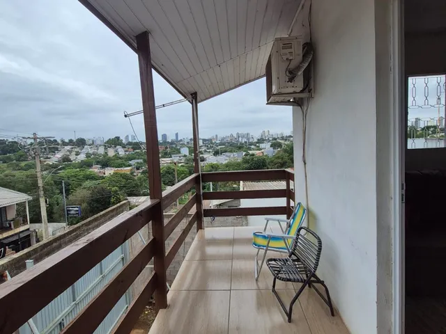 Imagem 6: Belíssima casa de 2 dormitórios com um amplo pátio na cidade de Passo Fundo