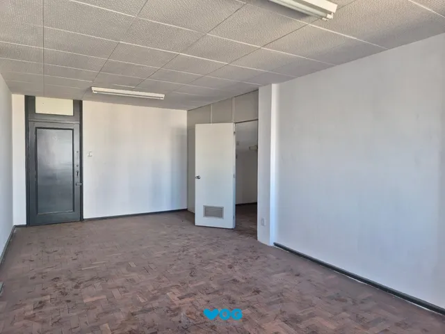 Imagem 3: Sala em andar alto, desocupada