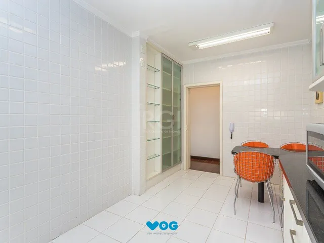 Imagem 13: Apartamento no bairro Higienópolis com 190m² de 3 dormitórios e 2 vagas