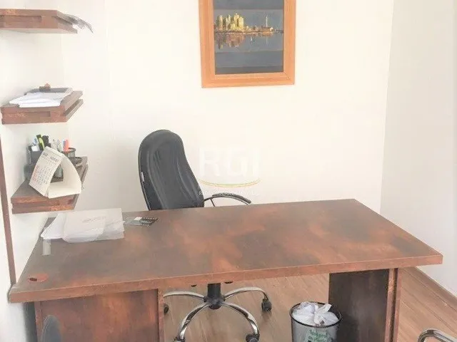 Imagem 1: Conjunto / Sala com 40m² no bairro Floresta