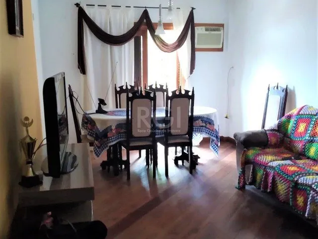 Imagem: Casa para Venda - 190m², 3 dormitórios