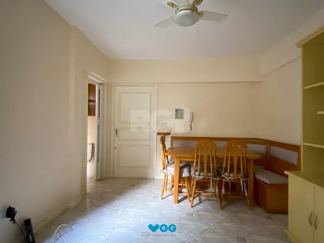 Imagem 2: Apartamento 1 dormitório, em prédio com portaria, próximo à Usina do Gasômetro