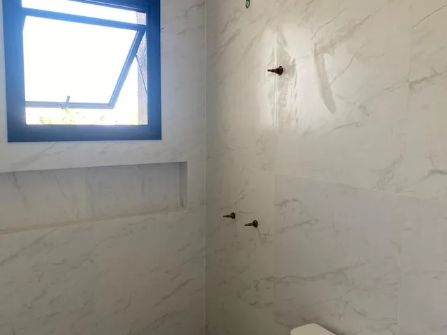 Imagem 6: Casa com 03 quartos, sendo 01 suíte na Praia da Cal