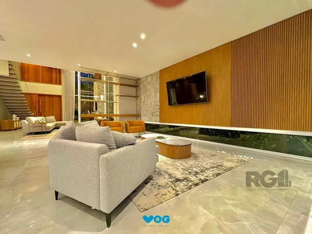 Imagem 5: Sobrado Beira Lago com piscina e Deck com 457m² e 5 suítes no Condomínio Sense e