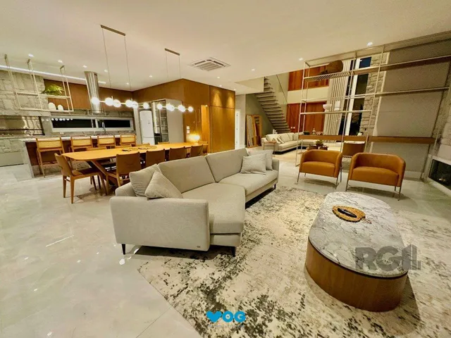 Imagem 10: Sobrado Beira Lago com piscina e Deck com 457m² e 5 suítes no Condomínio Sense e