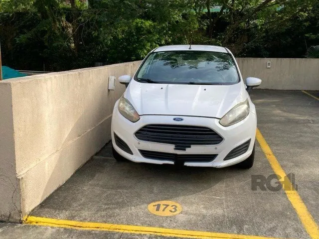 Imagem 5: Apartamento de 3 Quartos com Suite e duas vagas de Garagem no bairroTeresópolis