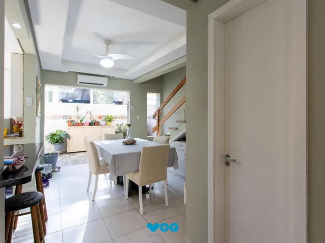Imagem 2: Casa em condomínio, com 3 quartos, com suíte, 2 vagas cobertas, churrasqueira, n