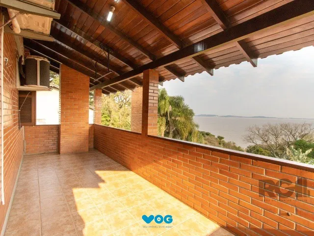 Imagem: Casa para Venda - 220m², 3 dormitórios