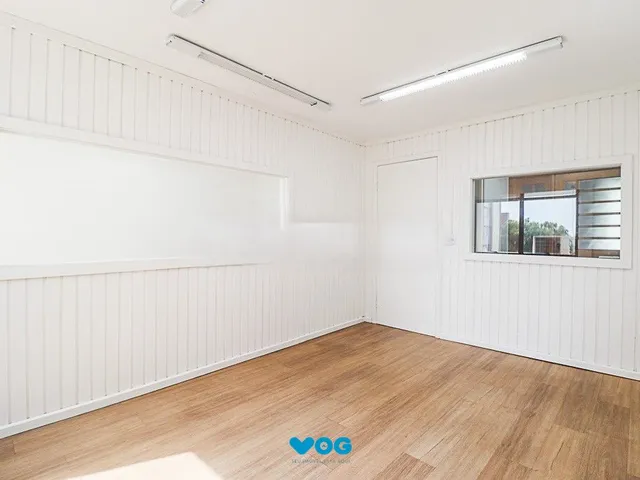 Imagem 1: SALA COMERCIAL 43M², MOINHOS DE VENTO, PORTO ALEGRE