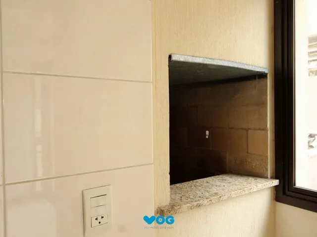 Imagem 3: Apartamento com 2 quartos, 1 suíte e 1 vaga e elevador no Bairro Bom Fim
