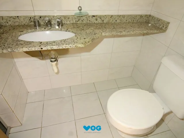 Imagem 4: Apartamento com 2 quartos, 1 suíte e 1 vaga e elevador no Bairro Bom Fim