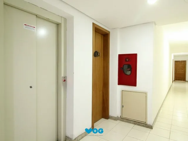 Imagem 6: Apartamento com 2 quartos, 1 suíte e 1 vaga e elevador no Bairro Bom Fim