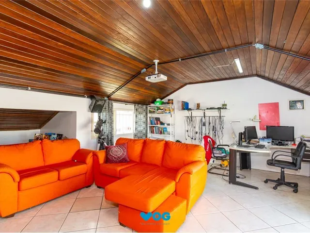 Imagem 2: Casa 4 dormitórios à venda Moinhos de Vento Canoas/RS