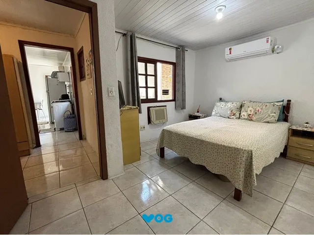 Imagem 2: Casa 2 dormitórios à venda Guajuviras Canoas/RS