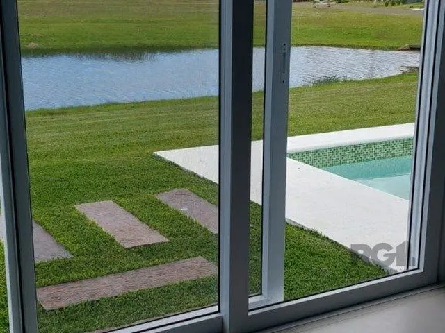 Imagem 8: Casa em condomínio com 3 dormitórios, sendo todos suítes em Torres
