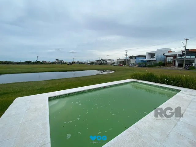 Imagem 11: Casa em condomínio com 3 dormitórios, sendo todos suítes em Torres