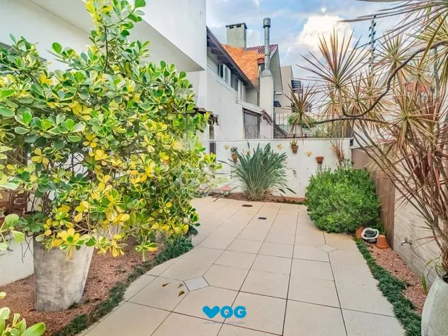 Imagem 1: Casa mobiliada com 3 dormitórios no Ecoville
