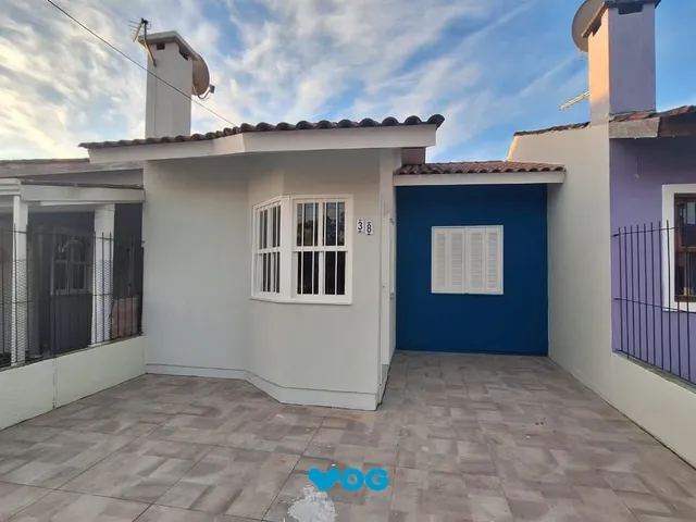 Imagem: Casa em Condomínio com 02 Quartos, Bairro