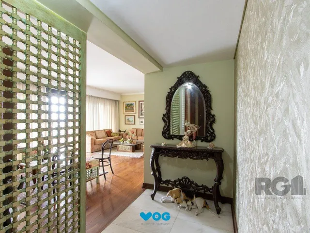 Imagem 2: Apartamento grande em Petrópolis. com 257,90m2, sacada, elevador e linda vista