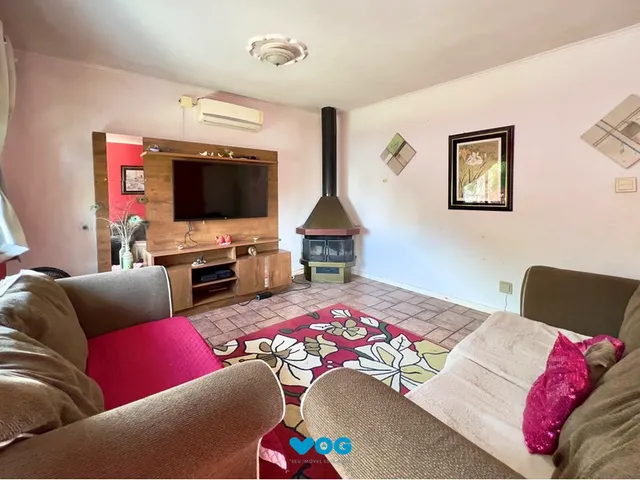 Imagem 1: Casa 3 dormitórios à venda Igara Canoas/RS