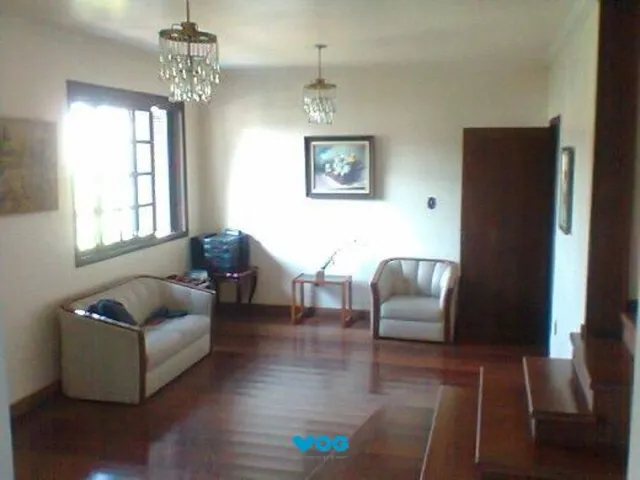 Imagem 7: Mansão com 05 Quartos no Bairro Partenon