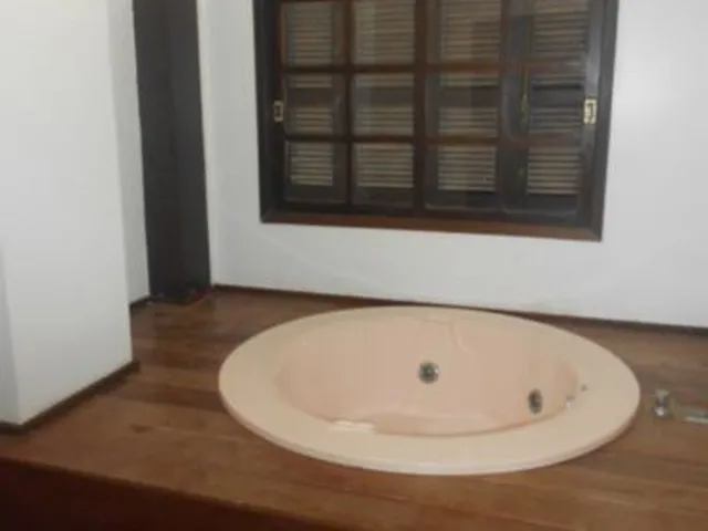 Imagem 8: Mansão com 05 Quartos no Bairro Partenon