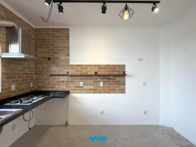 Imagem 4: Apartamento reformado de 67m², 2 dormitórios com peças amplas na Praia de Belas