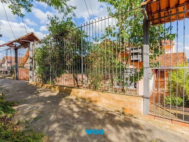 Imagem: Casa de 6 dormitórios à venda No Bairro