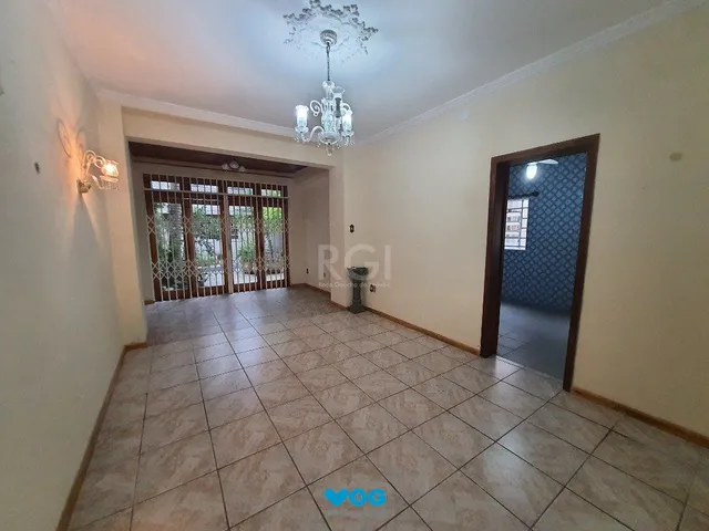 Imagem: Casa para Venda - 300m², 3 dormitórios