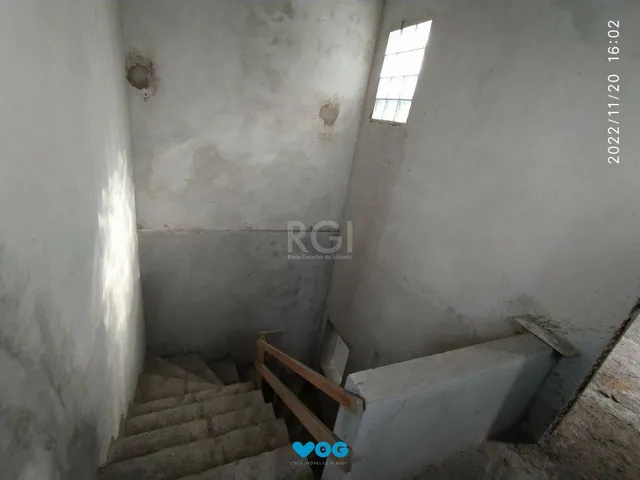 Imagem 2: Sobrado 3 dormitórios à venda Niterói Canoas/RS