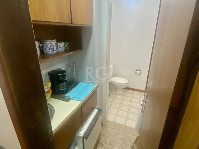 Imagem 3: Vende-se sala comercial com 44,67m² – Menino Deus