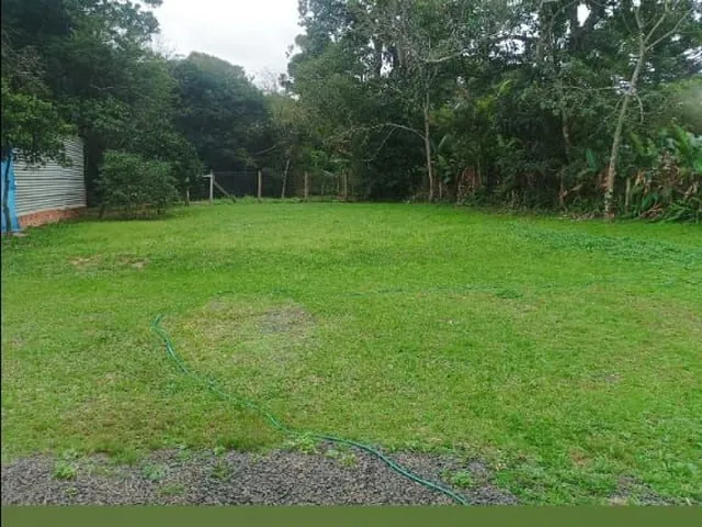 Imagem 2: Sítio Aconchegante de 1 Hectare com Casa de 2 Quartos – Tranquilidade e Espaço
