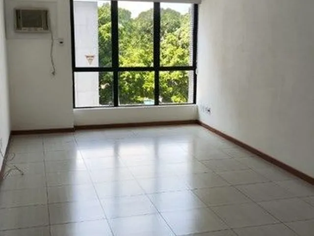 Imagem: Sala Comercial com vaga coberta no Bairro
