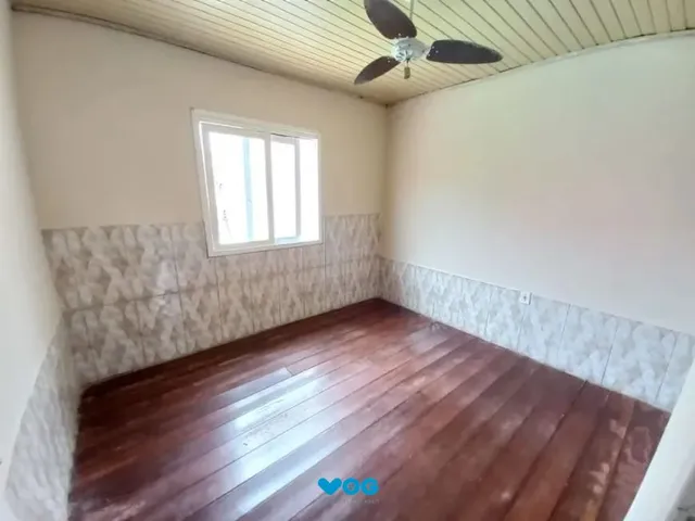 Imagem 4: Casa de alvenaria com pátio, piscina Igui e churrasqueira no Parque dos Eucalipt