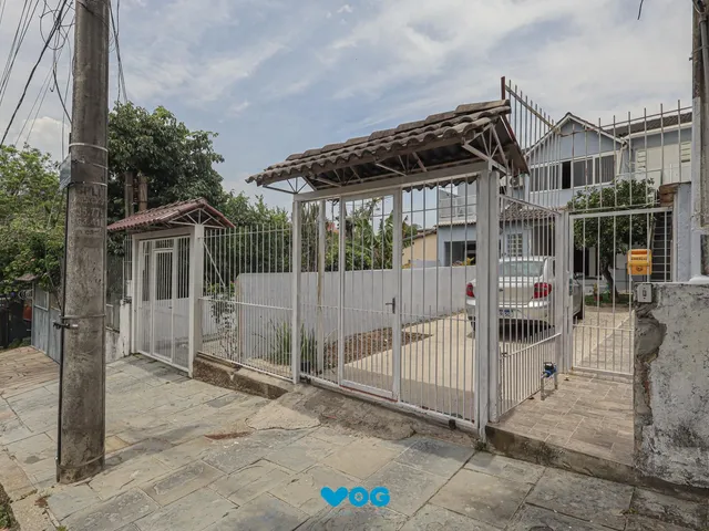 Imagem: Casa semi mobiliada, 4 dormitórios no Bairro