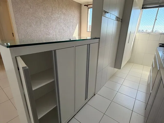 Imagem 2: Apartamento 2 dormitórios com Suíte Semi Mobiliado com Vaga de Garagem