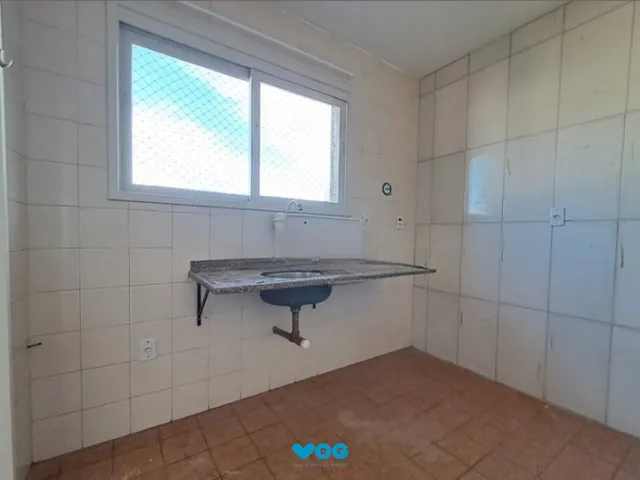 Imagem 2: Apartamento com 2 quartos e 1 vaga à venda em Centro Histórico