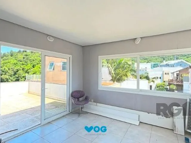 Imagem 10: Casa em condomínio no bairro Aberta dos Morros, com 3 dormitório(s)